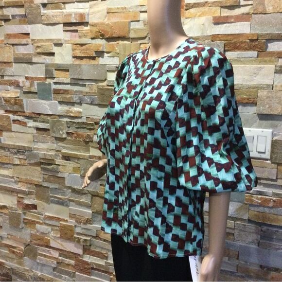 HUNTER BELL Finley Blouse - Subway Tile - Picture 2 of 12